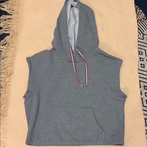 Short sleeve hoodie